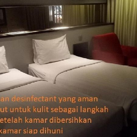 Cabin Hotel Jakarta Exterior foto