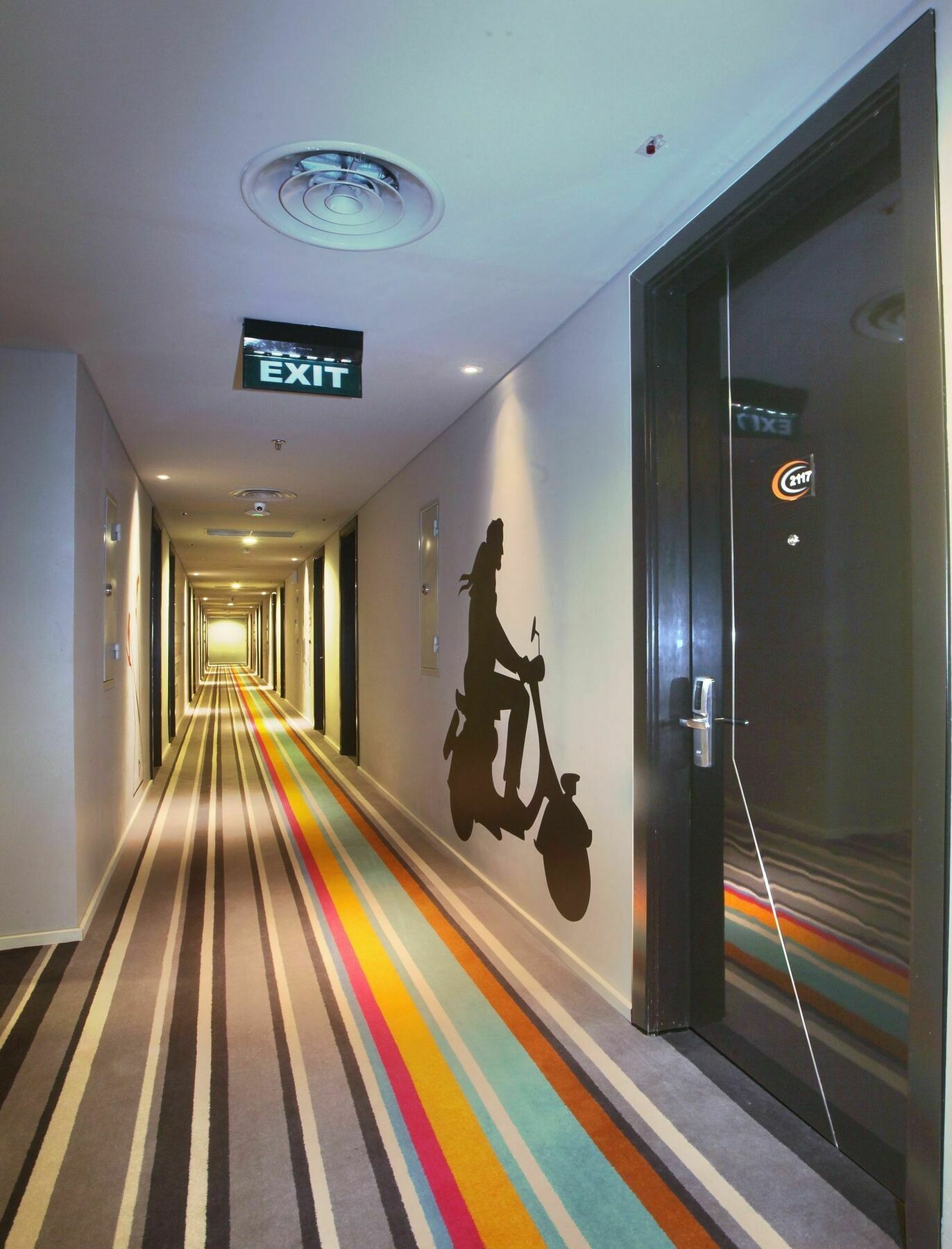 Cabin Hotel Jakarta Exterior foto